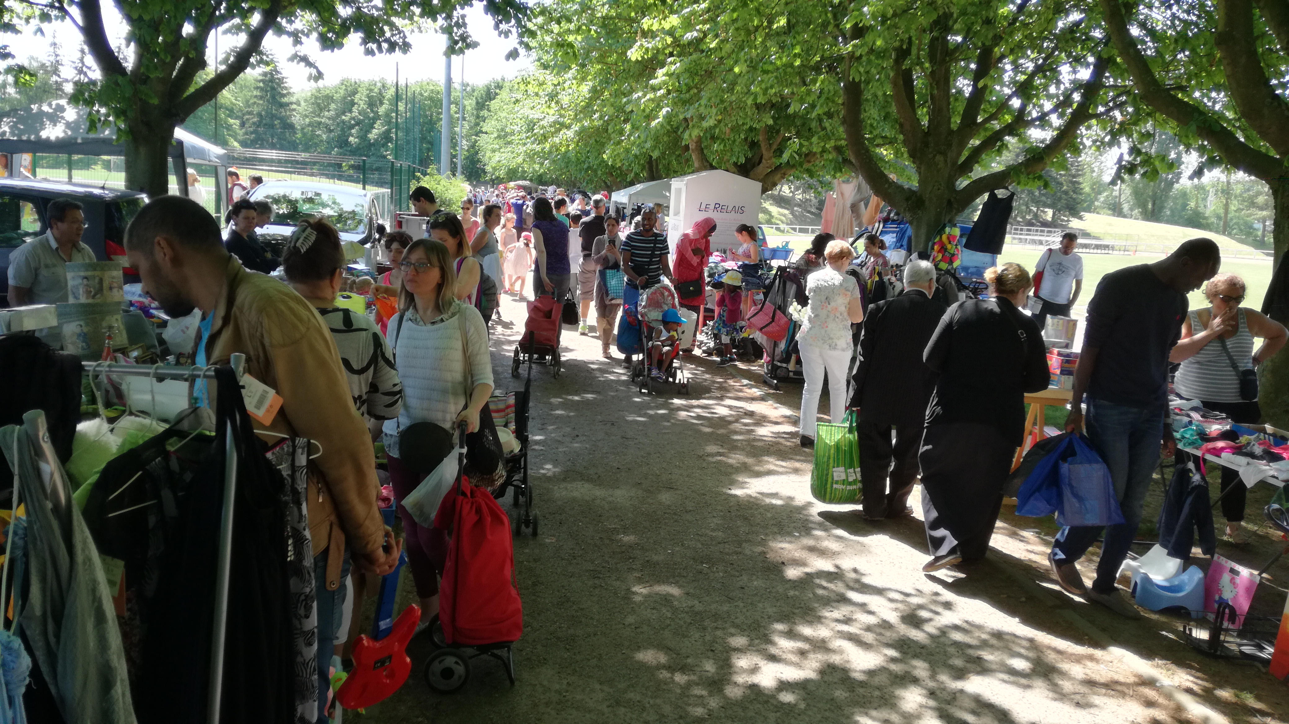 Inscriptions vide-greniers Saint-Cyriens