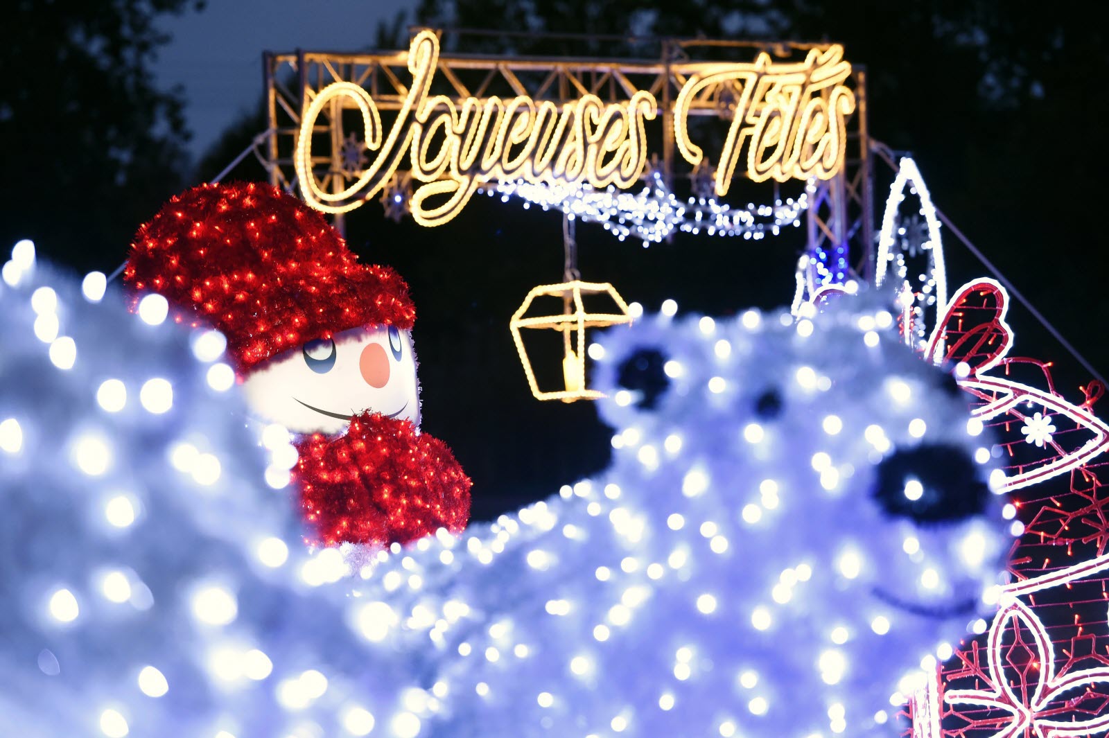 Participez au choix et à la création des décorations de Noël